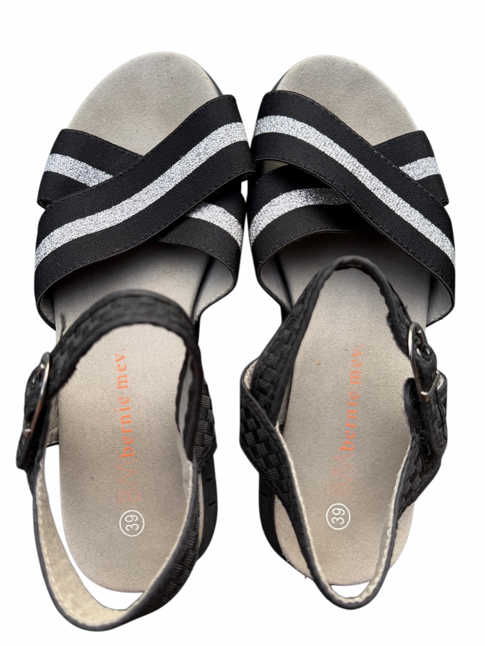 bernie mev. Black Sandals with Silver Glitter Stripes